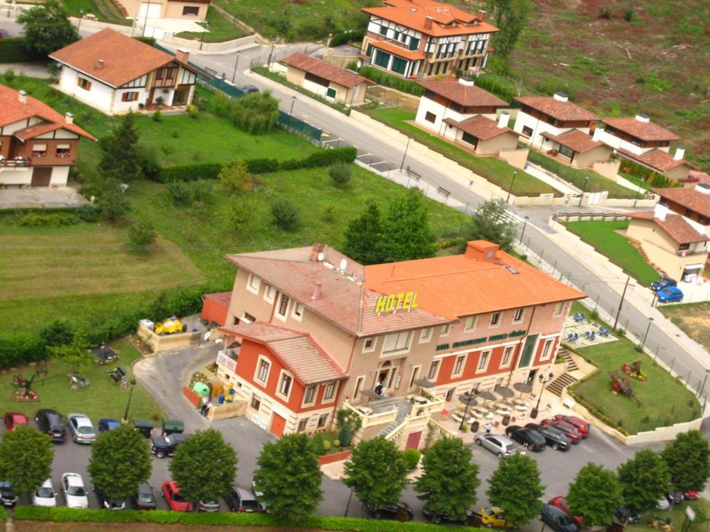 Hotel Erreka Guenes ภายนอก รูปภาพ
